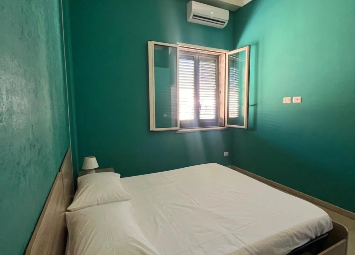 Appartamento Con Vista Tra Cefalu E Palermo Termini Imerese